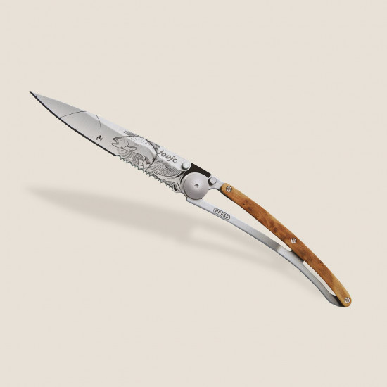 Deejo 1CB575 Serration, titan, juniper wood, Trout Deejo 1CB575 Serration, titan, juniper wood, Trout
